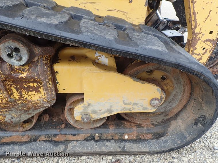 image for item DE5544 2011 Caterpillar 279C skid steer