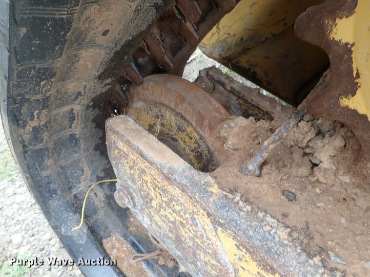 image for item DE5544 2011 Caterpillar 279C skid steer