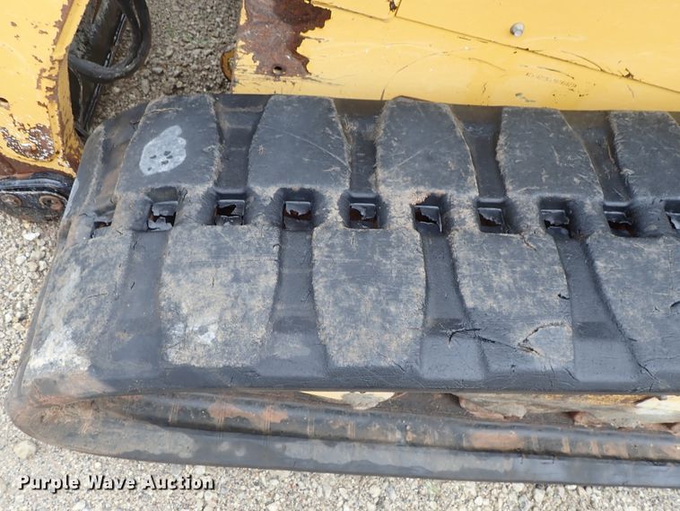 image for item DE5544 2011 Caterpillar 279C skid steer