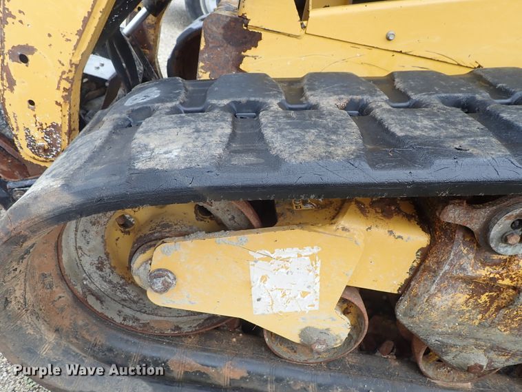 image for item DE5544 2011 Caterpillar 279C skid steer