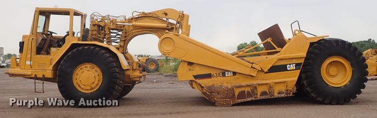 image for item DE5548 1989 Caterpillar 631E conventional scraper