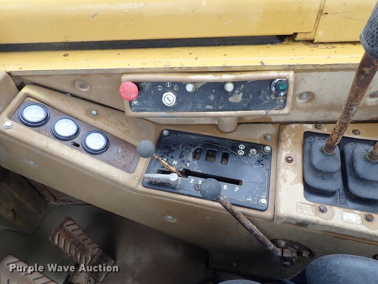 image for item DE5548 1989 Caterpillar 631E conventional scraper