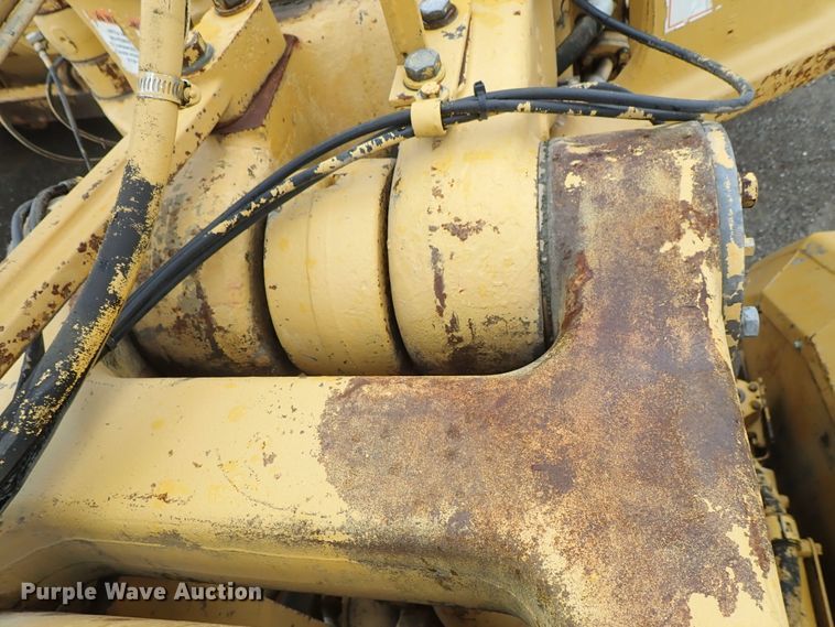 image for item DE5548 1989 Caterpillar 631E conventional scraper