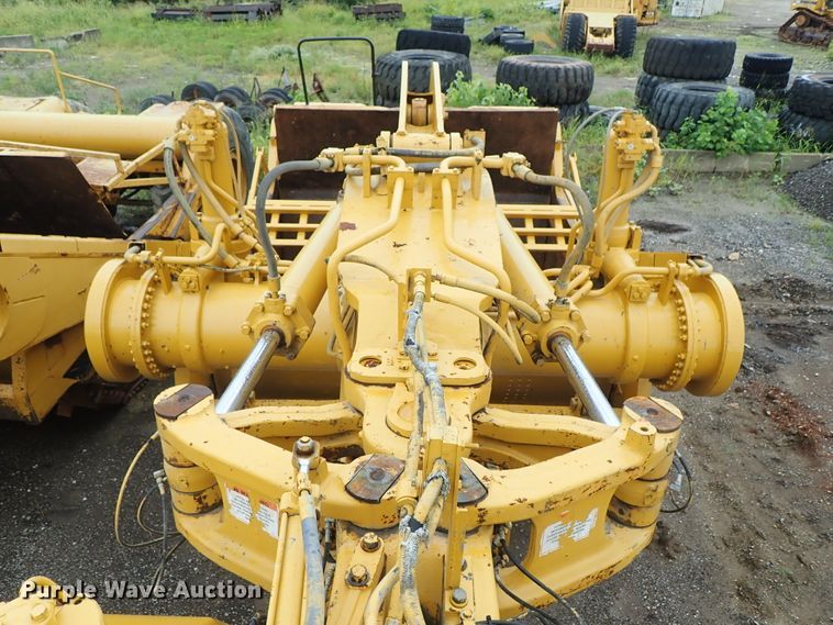 image for item DE5548 1989 Caterpillar 631E conventional scraper