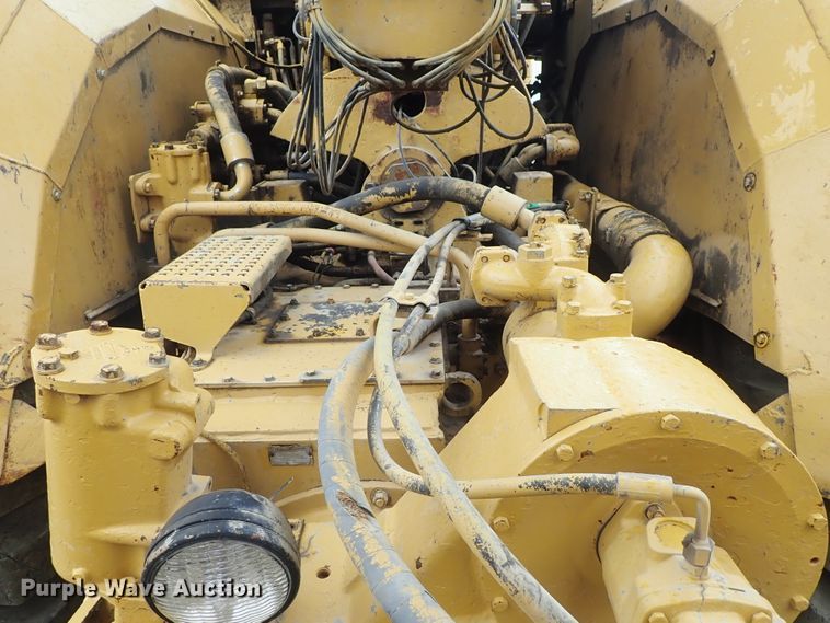 image for item DE5548 1989 Caterpillar 631E conventional scraper