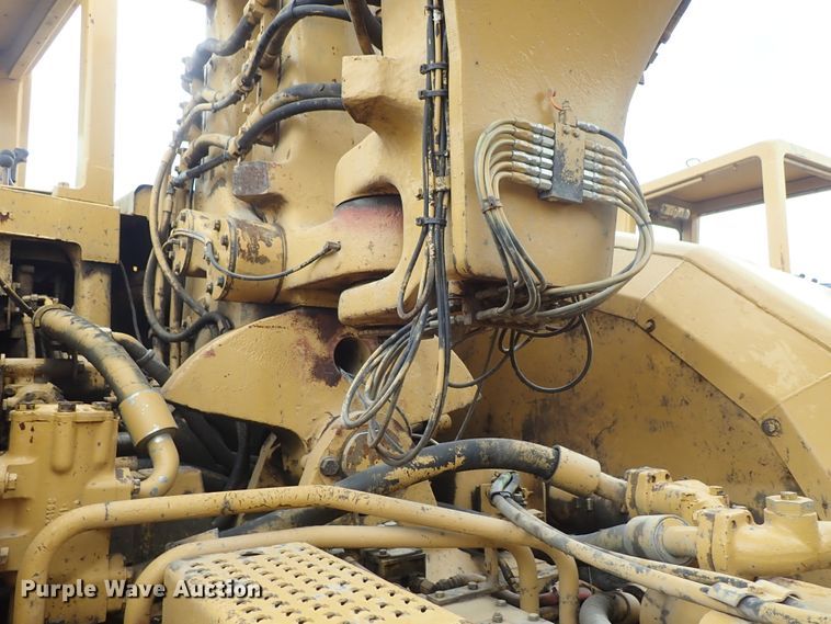 image for item DE5548 1989 Caterpillar 631E conventional scraper