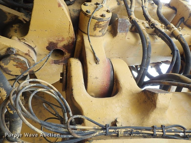 image for item DE5548 1989 Caterpillar 631E conventional scraper