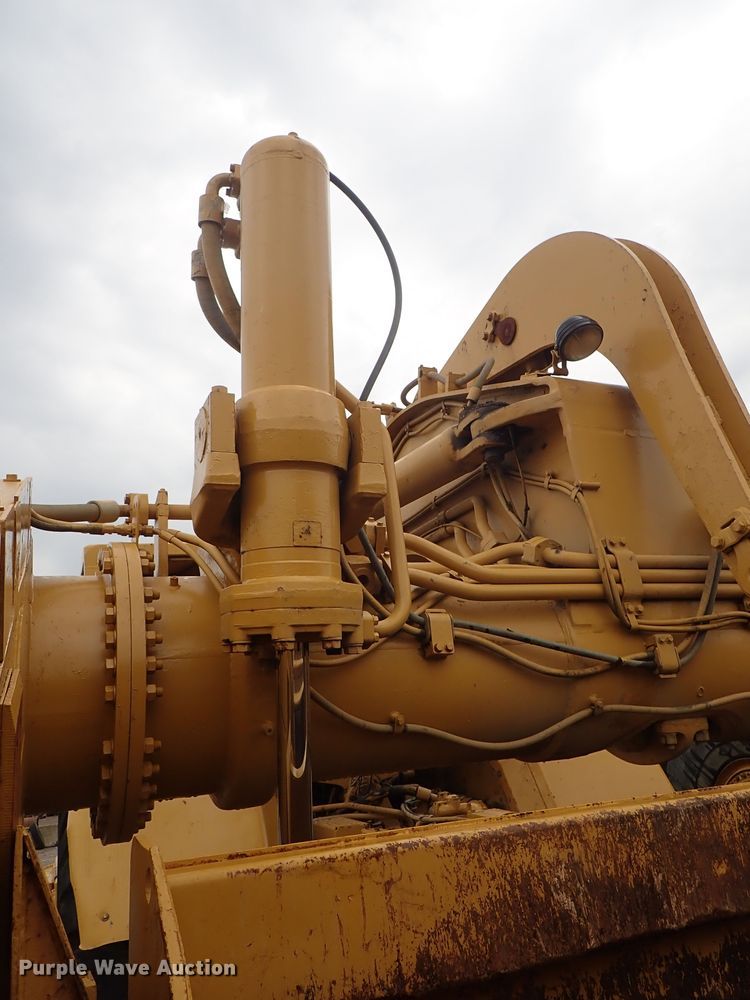 image for item DE5548 1989 Caterpillar 631E conventional scraper