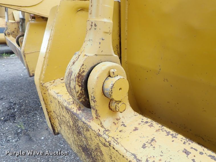 image for item DE5548 1989 Caterpillar 631E conventional scraper