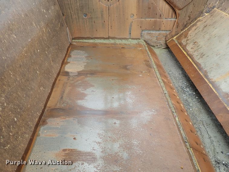 image for item DE5548 1989 Caterpillar 631E conventional scraper