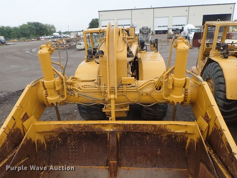 image for item DE5548 1989 Caterpillar 631E conventional scraper