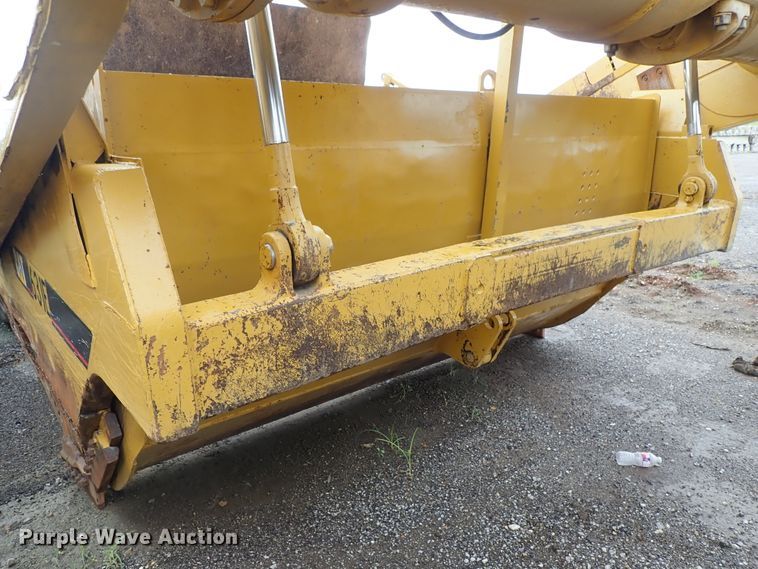 image for item DE5548 1989 Caterpillar 631E conventional scraper