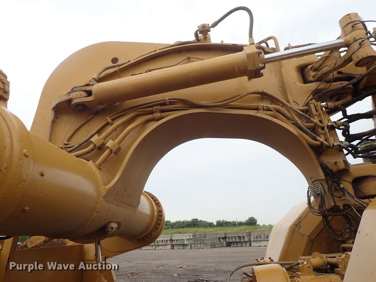 image for item DE5548 1989 Caterpillar 631E conventional scraper
