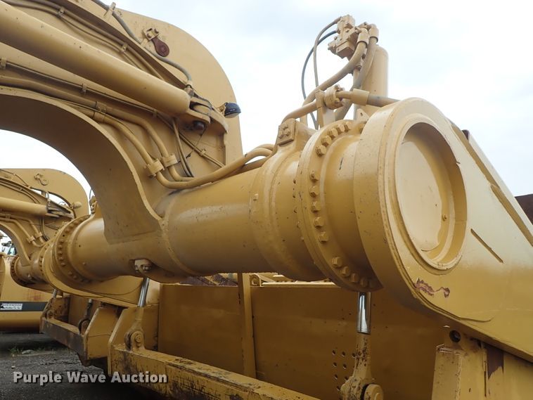 image for item DE5548 1989 Caterpillar 631E conventional scraper