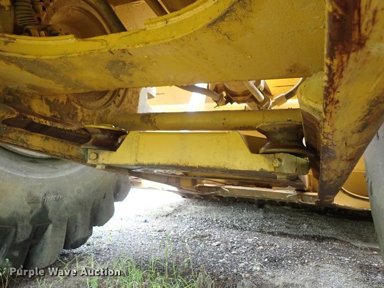 image for item DE5548 1989 Caterpillar 631E conventional scraper