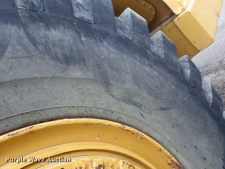 image for item DE5548 1989 Caterpillar 631E conventional scraper