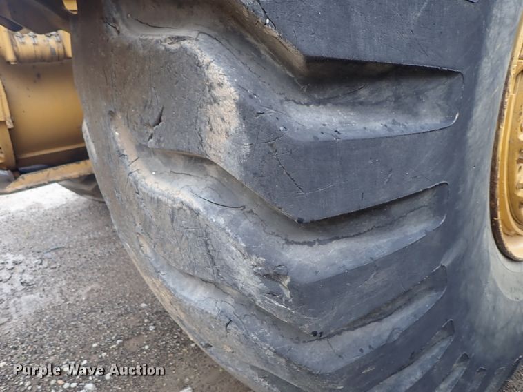 image for item DE5548 1989 Caterpillar 631E conventional scraper