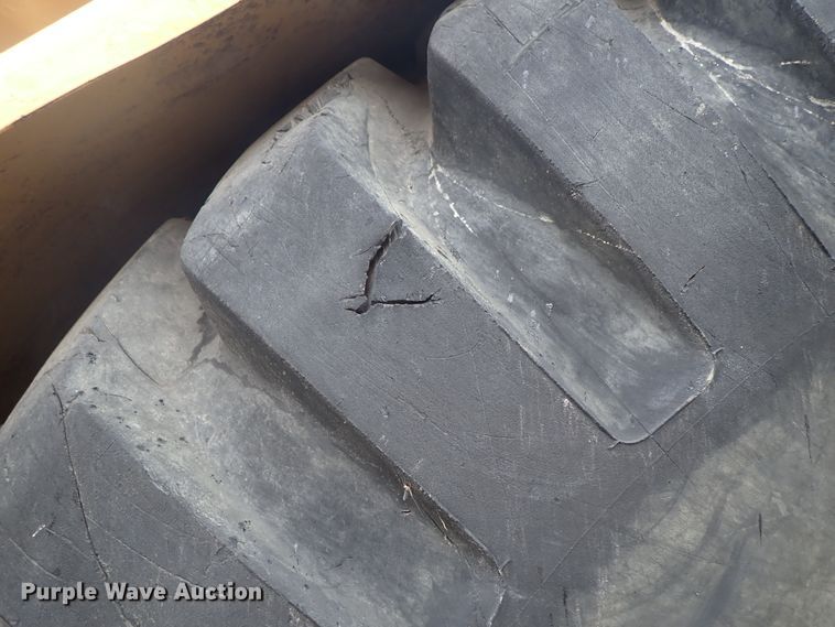 image for item DE5548 1989 Caterpillar 631E conventional scraper