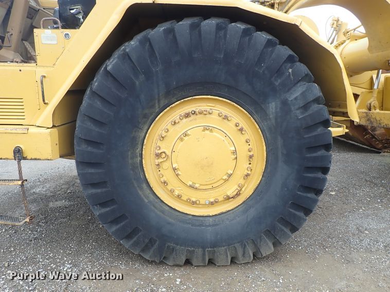 image for item DE5548 1989 Caterpillar 631E conventional scraper