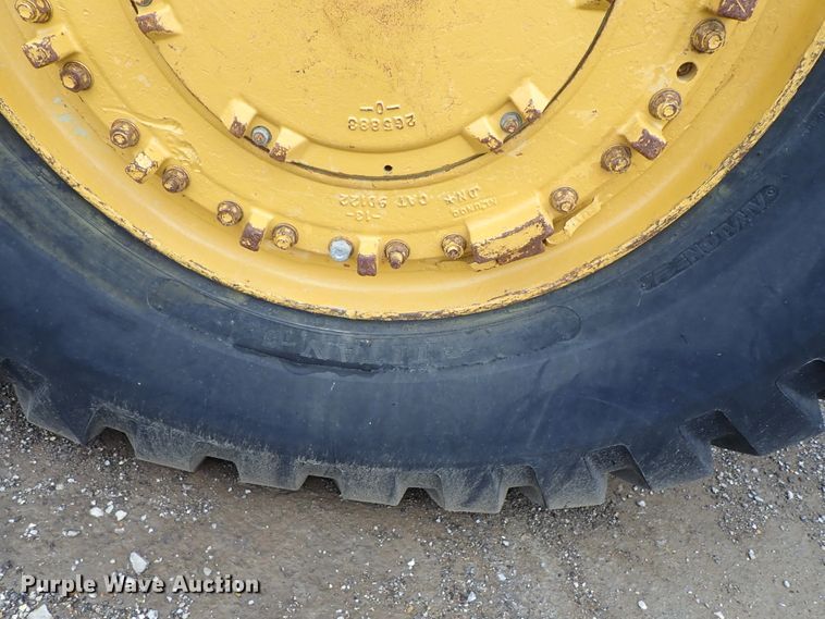 image for item DE5548 1989 Caterpillar 631E conventional scraper