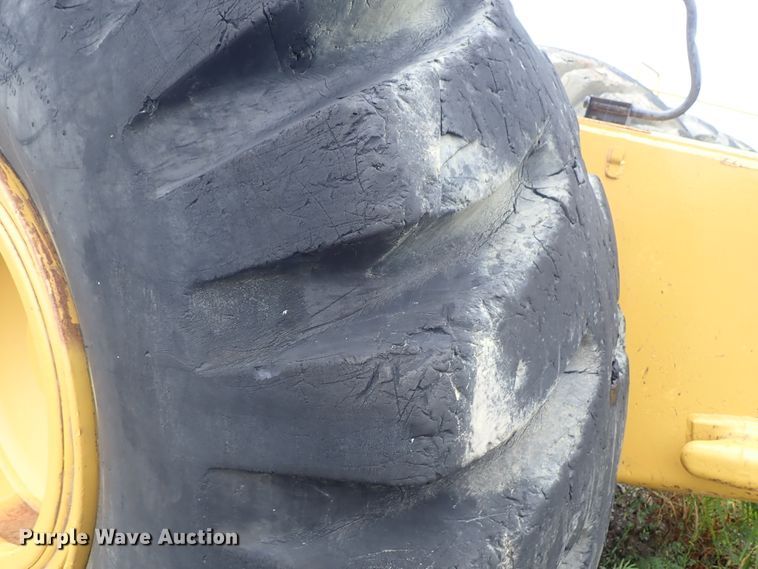 image for item DE5548 1989 Caterpillar 631E conventional scraper