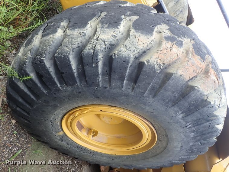 image for item DE5548 1989 Caterpillar 631E conventional scraper