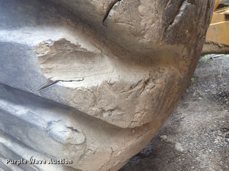 image for item DE5548 1989 Caterpillar 631E conventional scraper