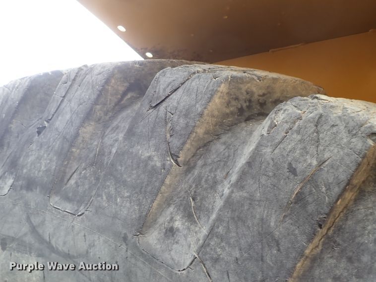 image for item DE5548 1989 Caterpillar 631E conventional scraper