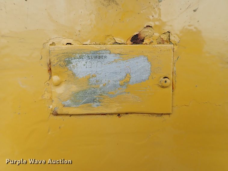 image for item DE5548 1989 Caterpillar 631E conventional scraper