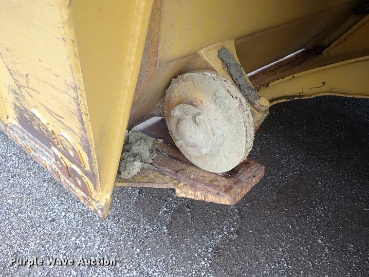 image for item DE5548 1989 Caterpillar 631E conventional scraper