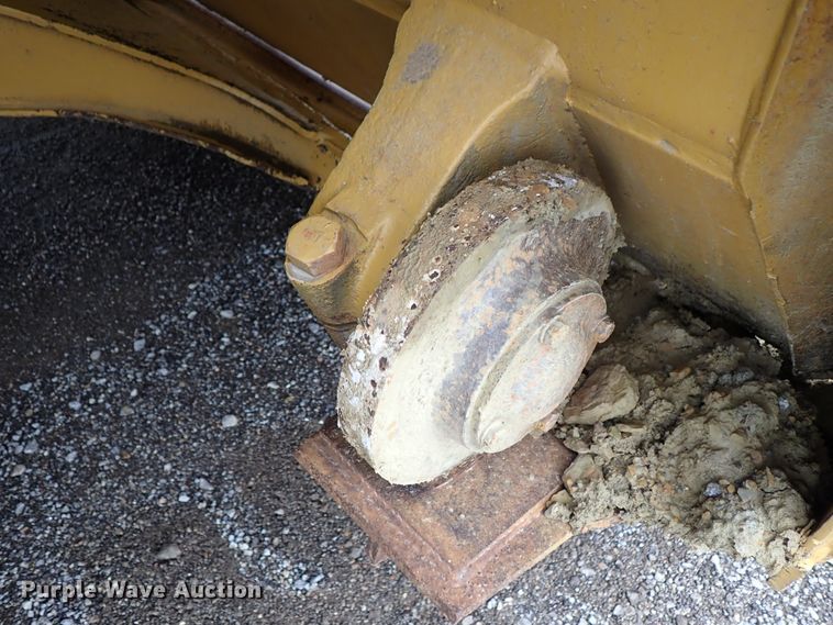 image for item DE5548 1989 Caterpillar 631E conventional scraper