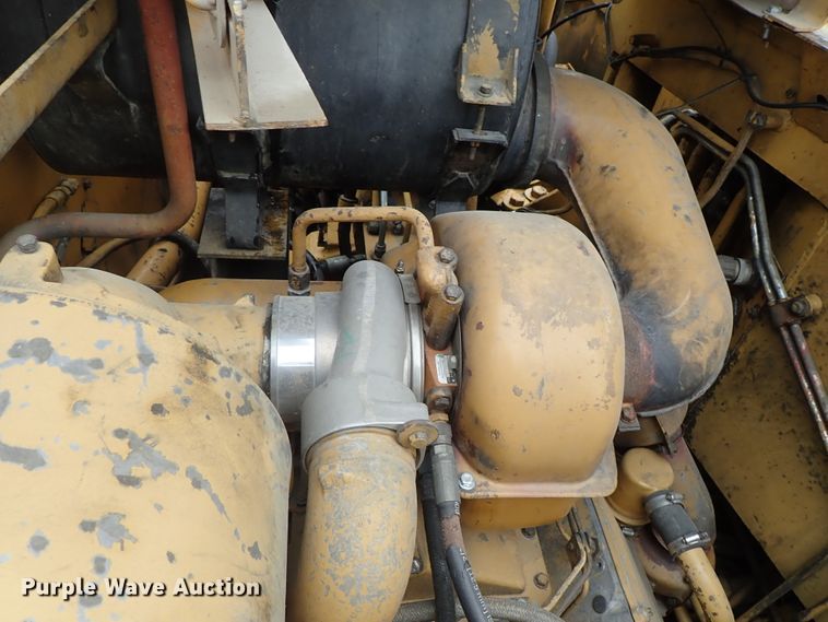 image for item DE5549 1988 Caterpillar 631E conventional scraper