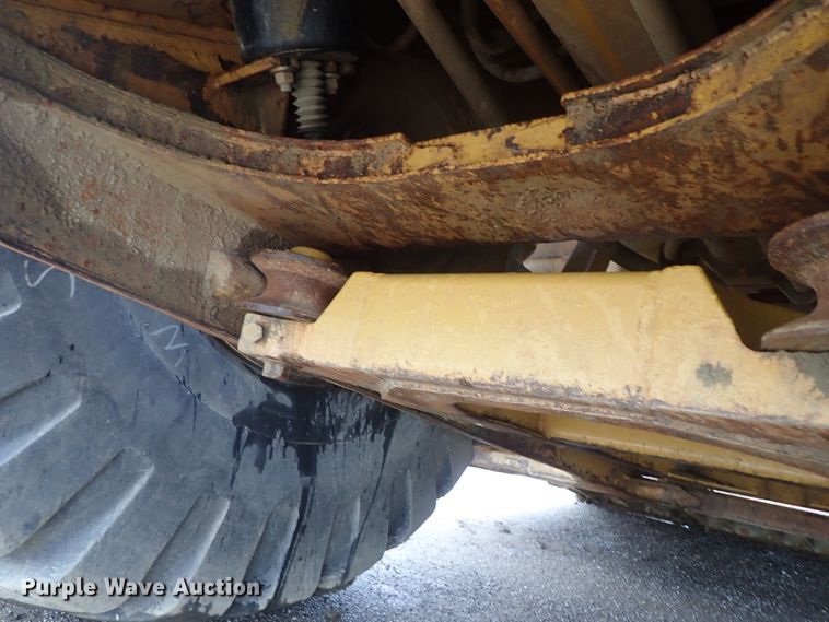 image for item DE5549 1988 Caterpillar 631E conventional scraper