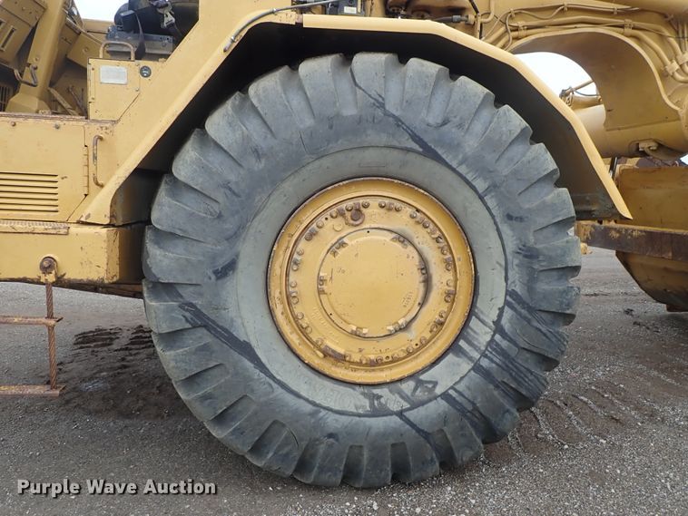 image for item DE5549 1988 Caterpillar 631E conventional scraper