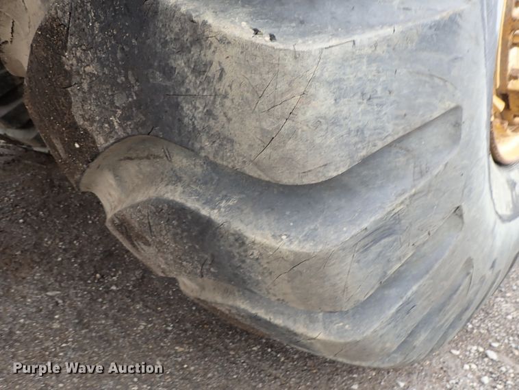 image for item DE5549 1988 Caterpillar 631E conventional scraper