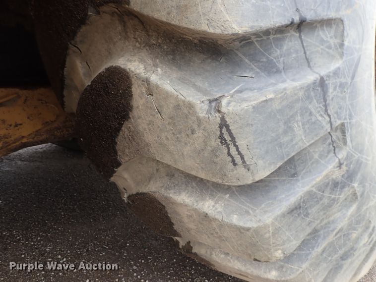 image for item DE5549 1988 Caterpillar 631E conventional scraper