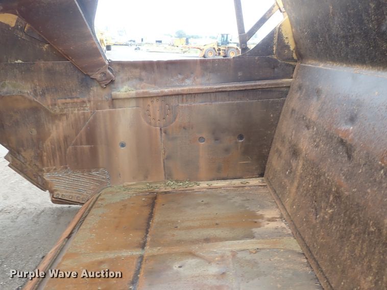 image for item DE5549 1988 Caterpillar 631E conventional scraper