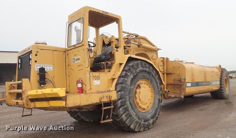 image for item DE5550 1976 Caterpillar 631D water wagon