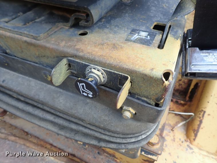 image for item DE5550 1976 Caterpillar 631D water wagon