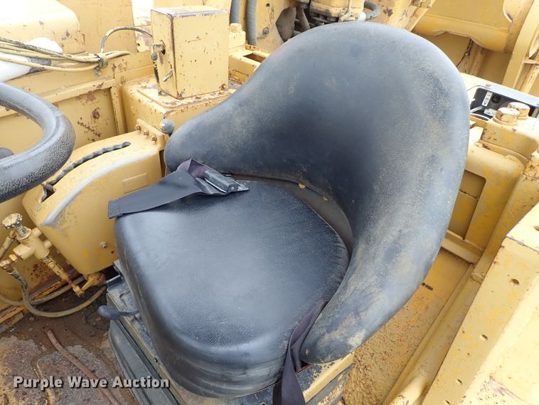 image for item DE5550 1976 Caterpillar 631D water wagon