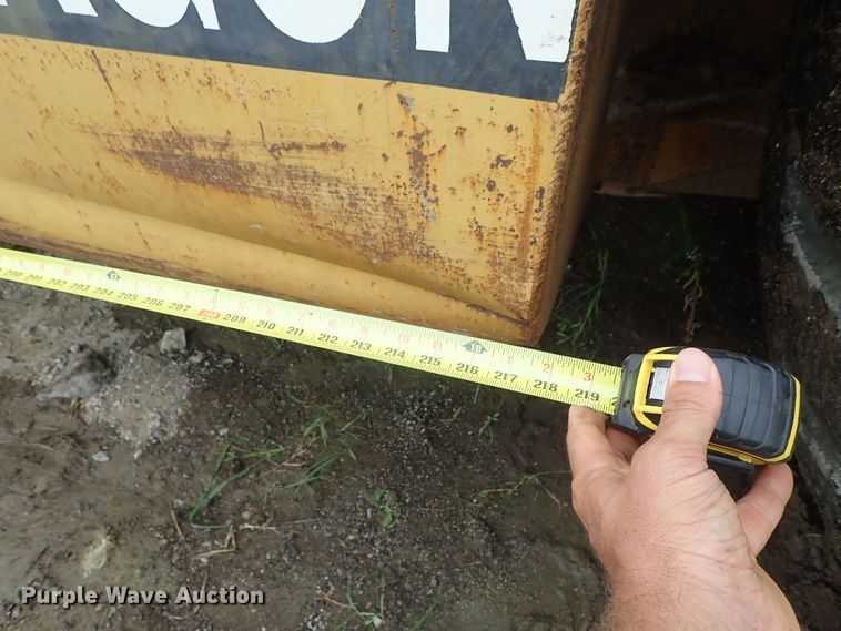 image for item DE5550 1976 Caterpillar 631D water wagon