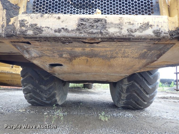 image for item DE5550 1976 Caterpillar 631D water wagon