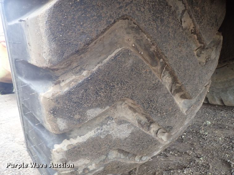 image for item DE5550 1976 Caterpillar 631D water wagon