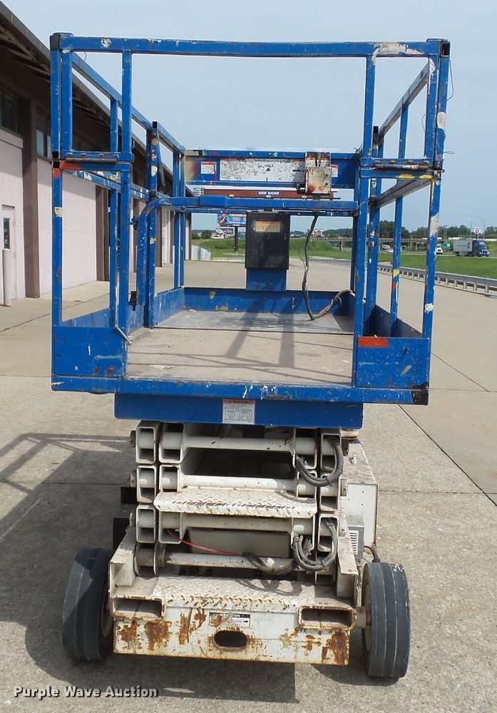 image for item DE7925 Mark Lift CH26NEP scissor lift