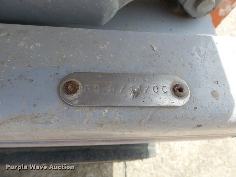 image for item DE7926 Sky Jack SJIII 3220 scissor lift