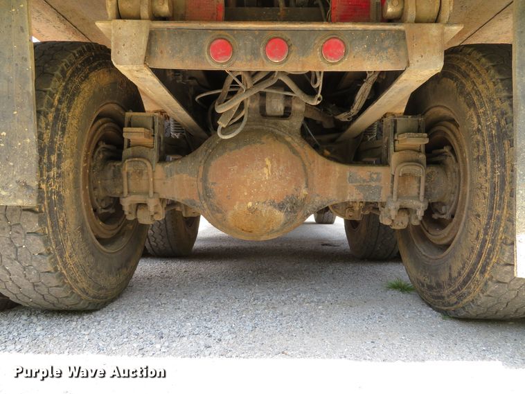 image for item DE8231 2004 Sterling Acterra dump truck