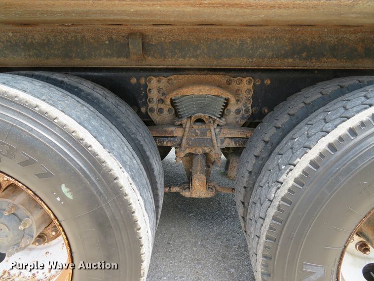 image for item DE8231 2004 Sterling Acterra dump truck