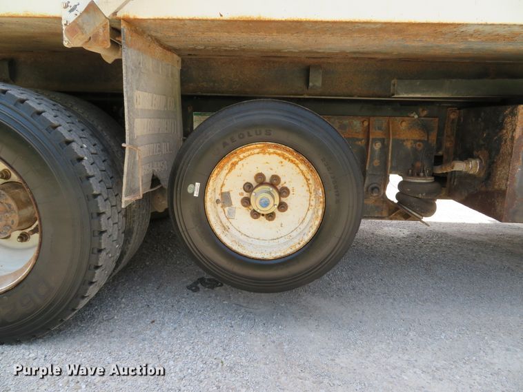 image for item DE8231 2004 Sterling Acterra dump truck