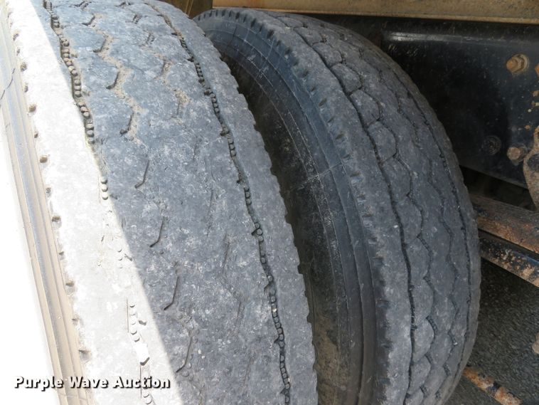 image for item DE8231 2004 Sterling Acterra dump truck