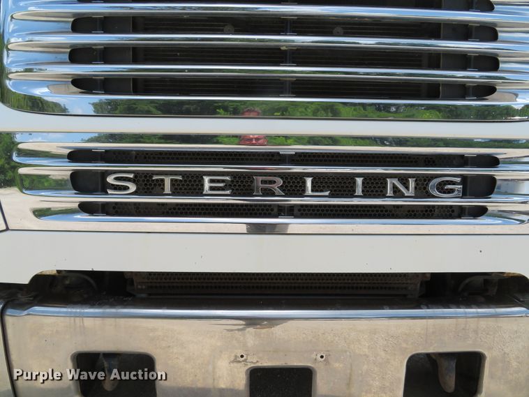 image for item DE8231 2004 Sterling Acterra dump truck